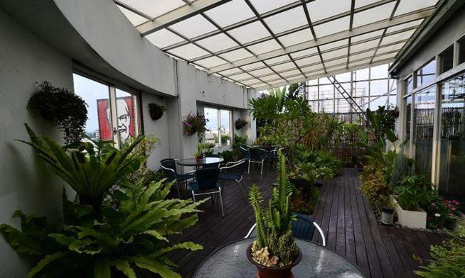 Cambridge Hotel - Yung Kang Yongkang Extérieur photo
